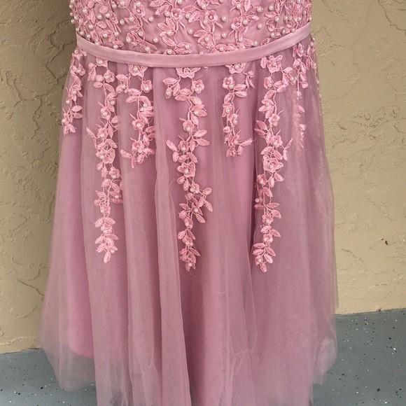 Dress - Picture 3 of 8